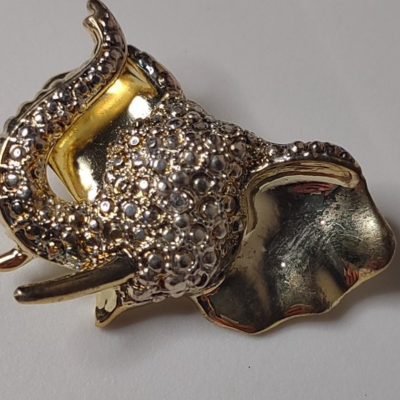 Awesome Lucky Gold Tone Elephant Head Brooch - Picture 5 of 10